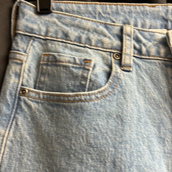 Red Bow Hello Kitty Embellished Women's Jeans
New with tags - Picture 3 of 6